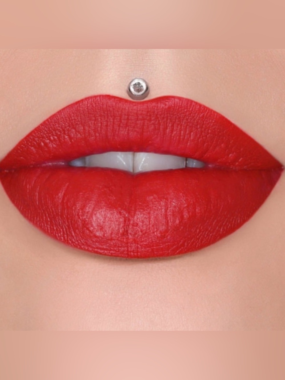 Jeffree Star Cosmetics Velvet strap Lipstick-Confessional NWT